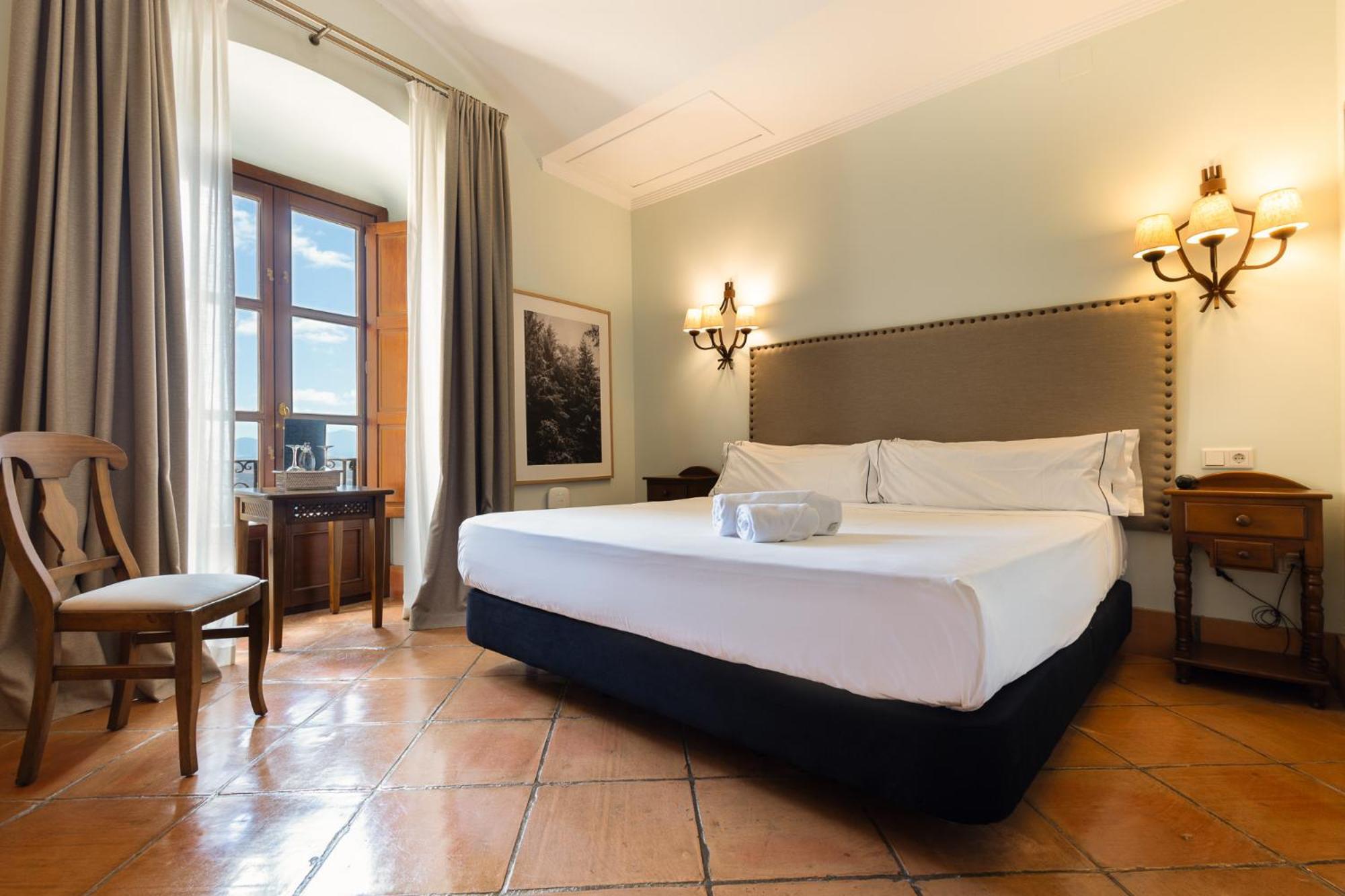 Hotel Tugasa Castillo De Castellar Castellar de la Frontera Εξωτερικό φωτογραφία